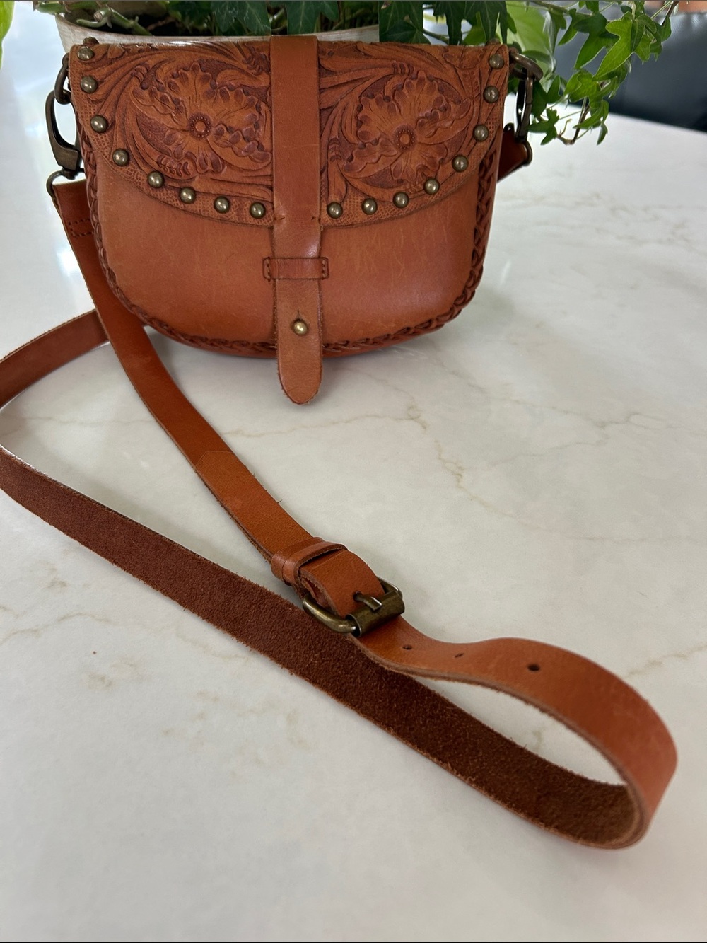 Anabaglish Cassie Convertible Leather Crossbody/Belt Bag 🌼 Read Note Description